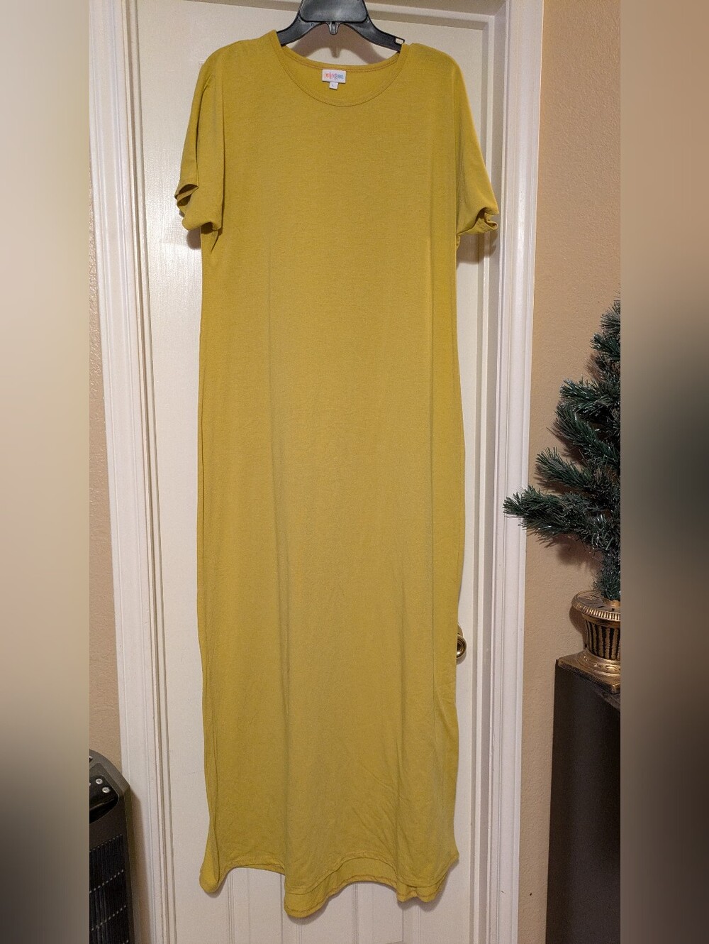 LuLaRoe Mustard Yellow Short Sleeve Maxi Dress